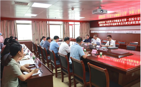 重磅︱“李可中医学术流派传承基地钦州站”、“广东省名中医阮永队传承工作室”落户钦州市中医医院